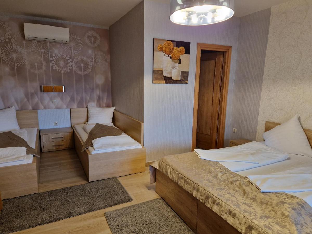 Csalanosi Vendeghaz Hotel Kecskemet Exterior photo